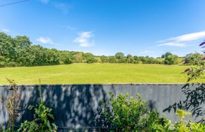 Photo 32- click for photo gallery